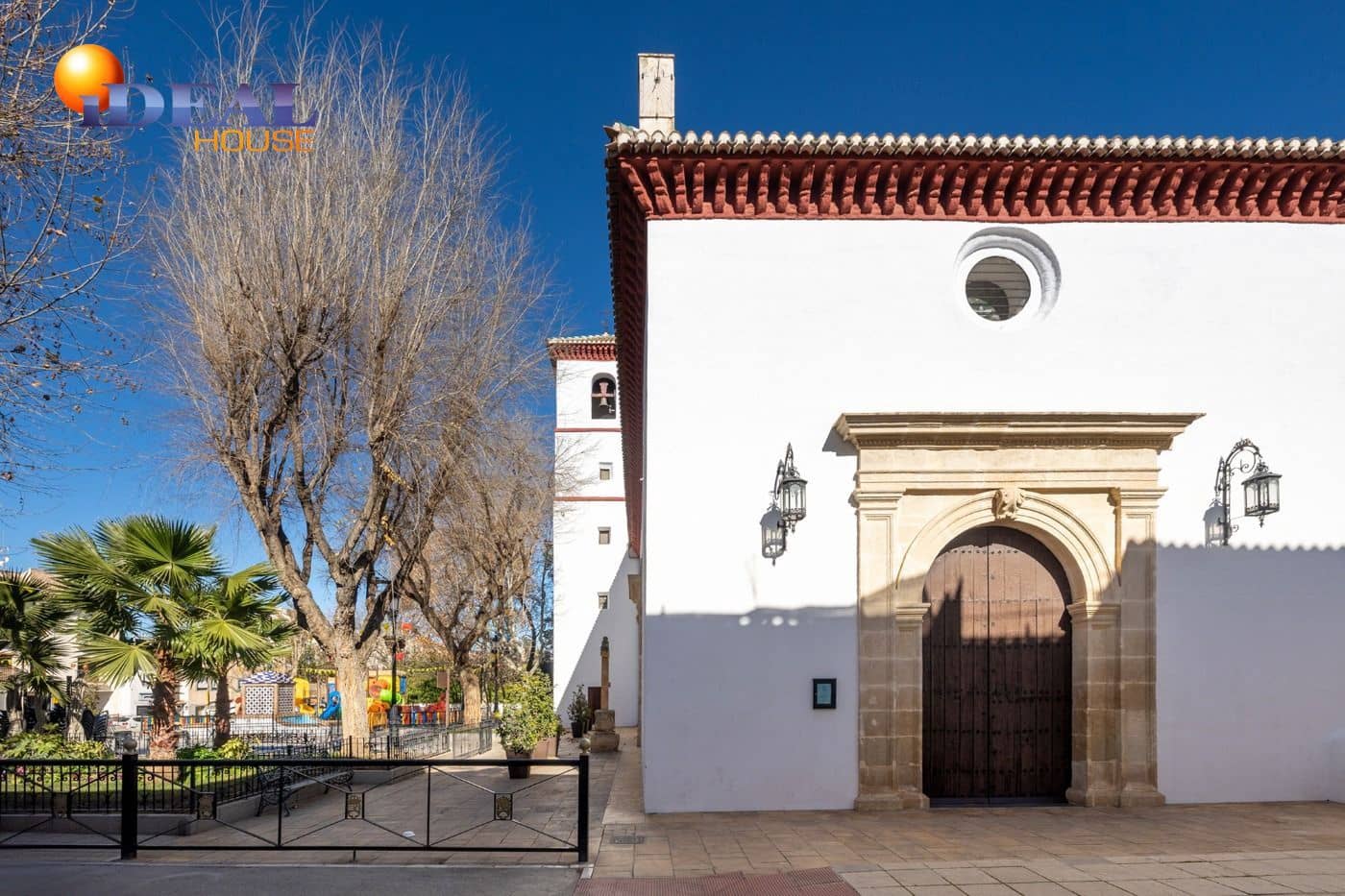 Kommersiell till salu i Ogijares - 305 000 € (Ref: 9433744)