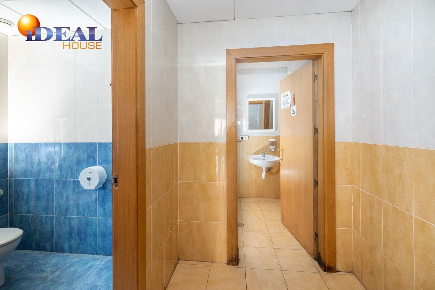 Kommersiell till salu i Ogijares - 305 000 € (Ref: 9433744)