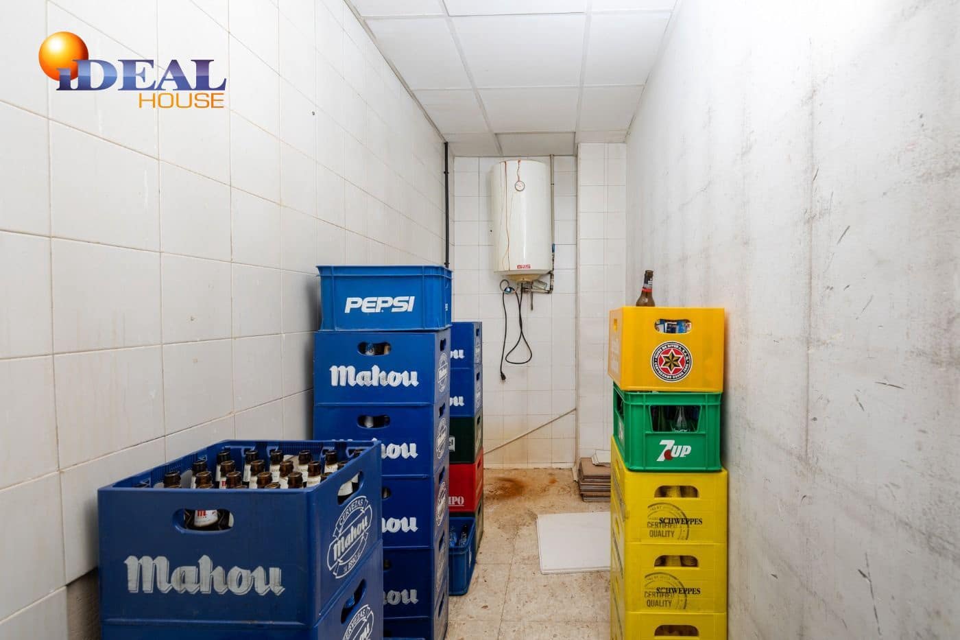 Kommersiell till salu i Ogijares - 305 000 € (Ref: 9433744)