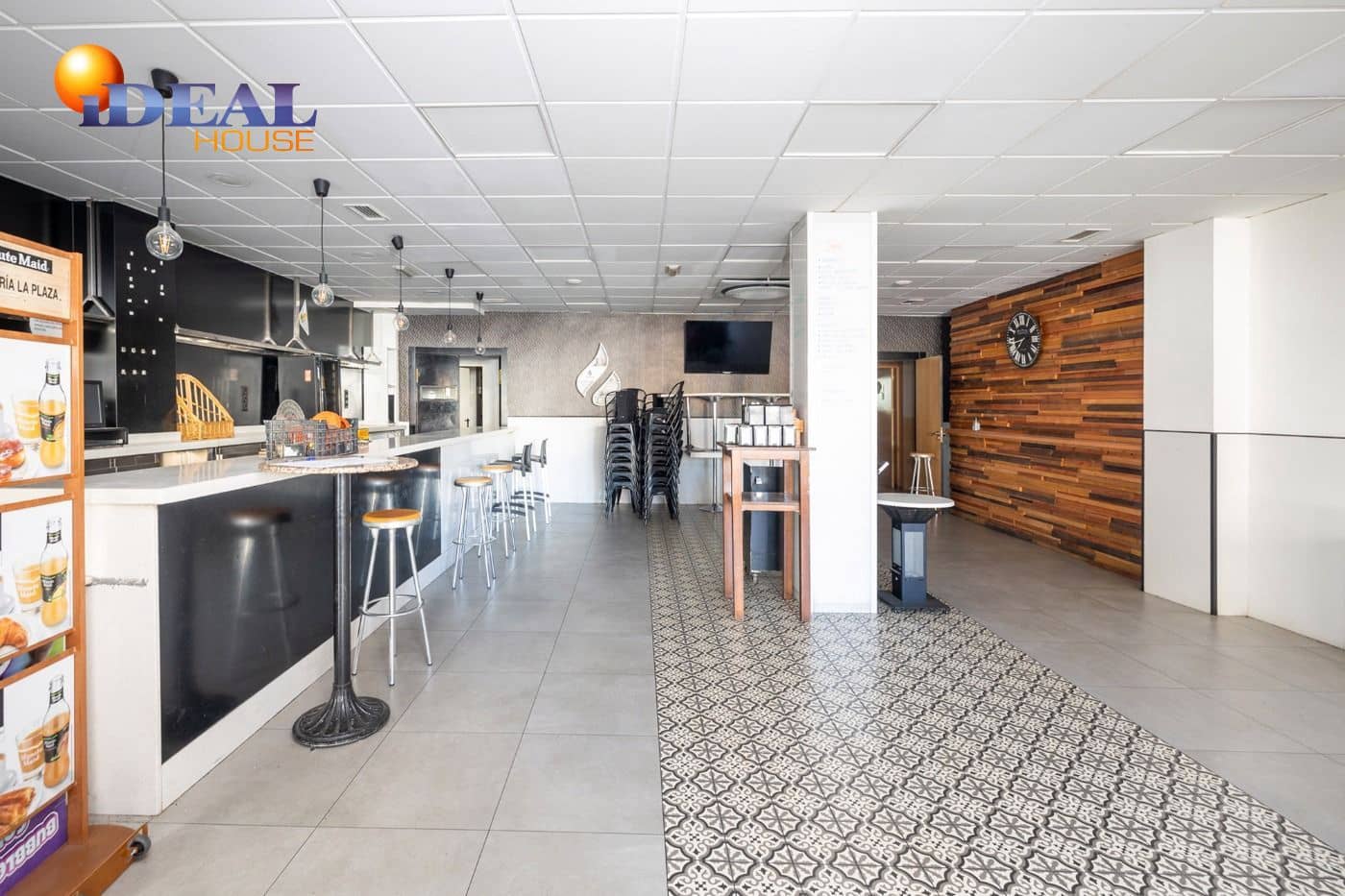 Kommersiell till salu i Ogijares - 305 000 € (Ref: 9433744)