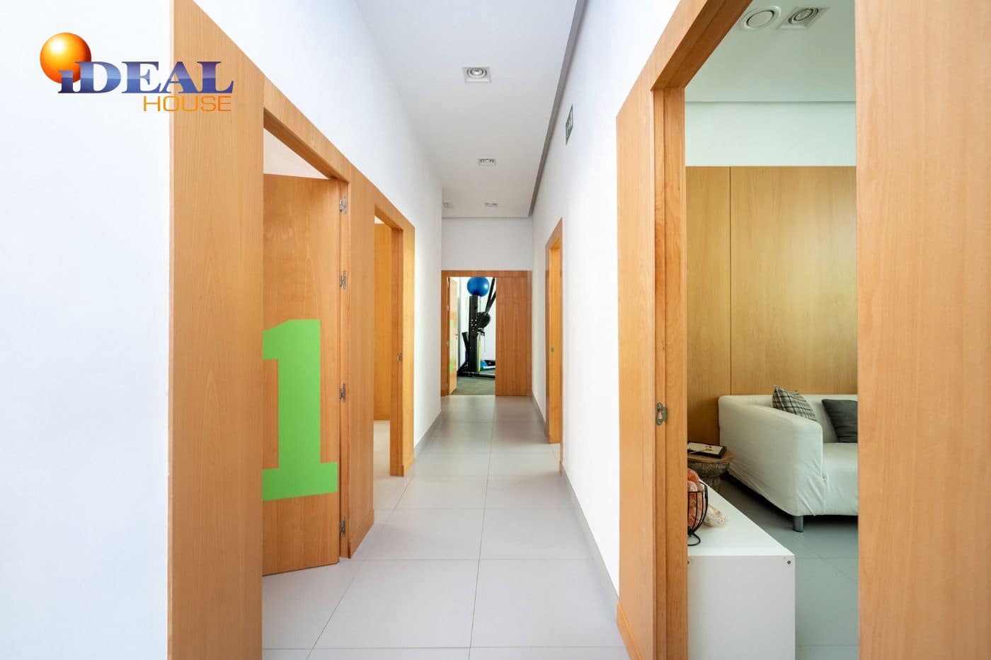 Local Comercial en Granada ciudad en venta con garaje - 600.000 € (Ref: 9433745)