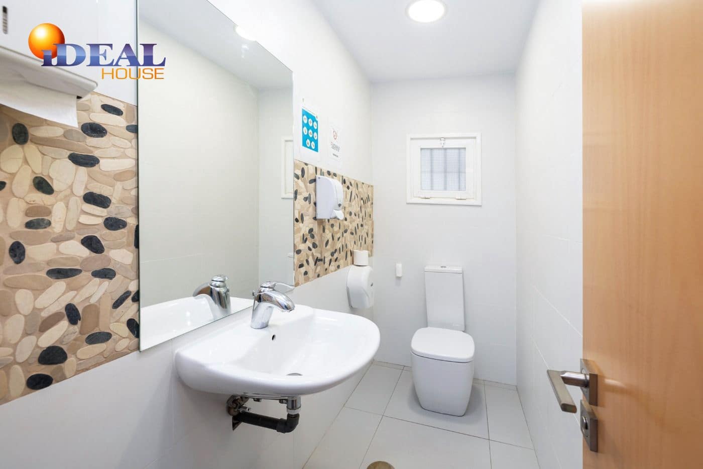 Local Comercial en Granada ciudad en venta con garaje - 600.000 € (Ref: 9433745)