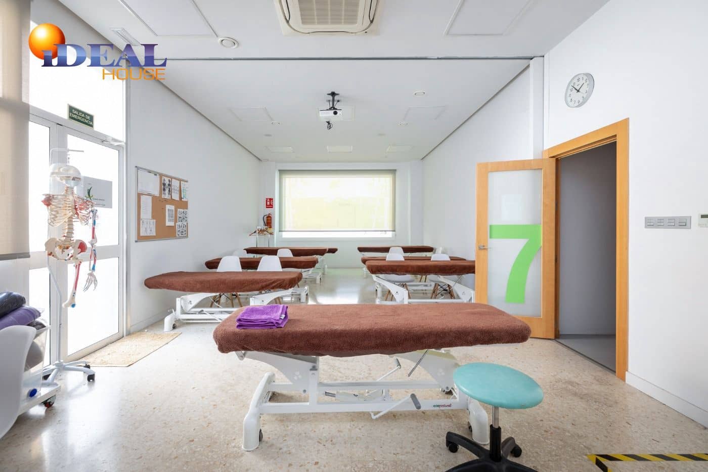 Local Comercial en Granada ciudad en venta con garaje - 600.000 € (Ref: 9433745)