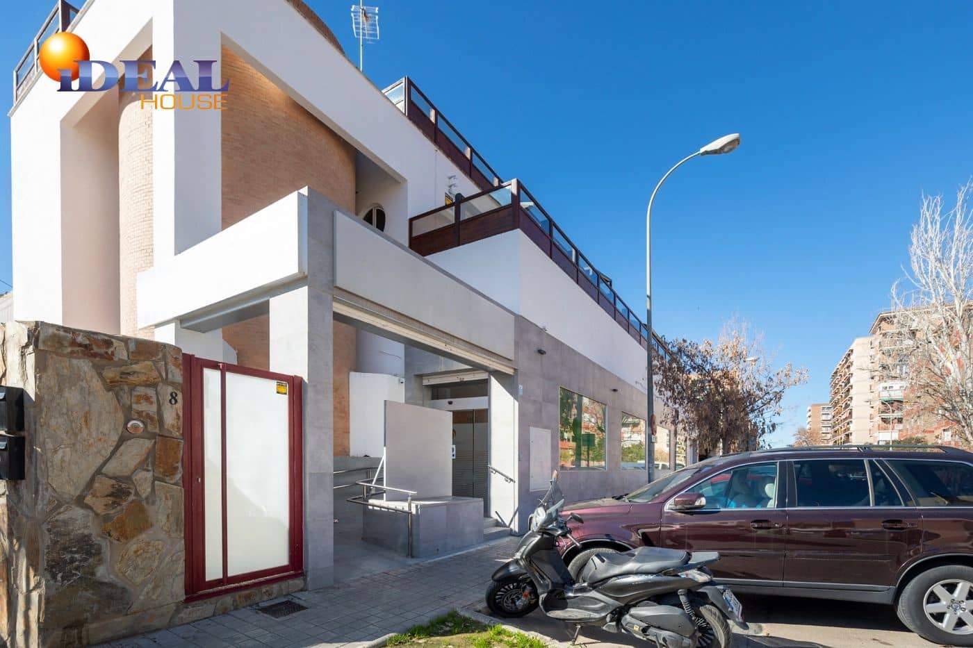 Local Comercial en Granada ciudad en venta con garaje - 600.000 € (Ref: 9433745)