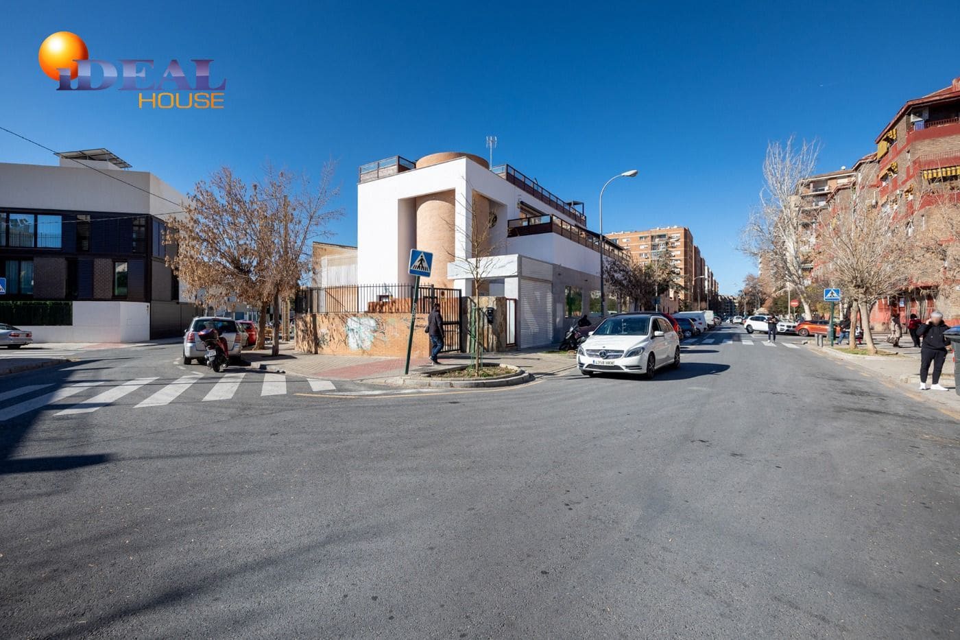 Local Comercial en Granada ciudad en venta con garaje - 600.000 € (Ref: 9433745)