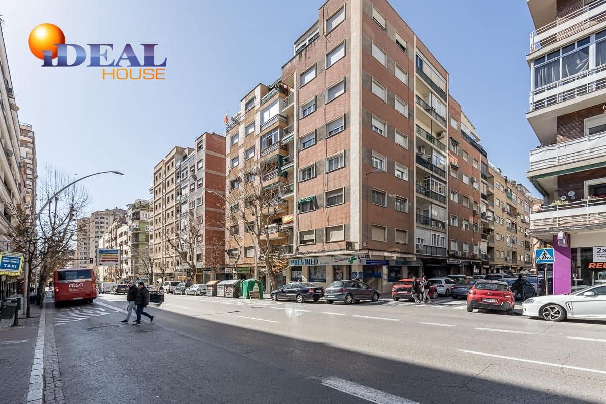 Oficina en Granada ciudad en venta - 189.000 € (Ref: 9433748)