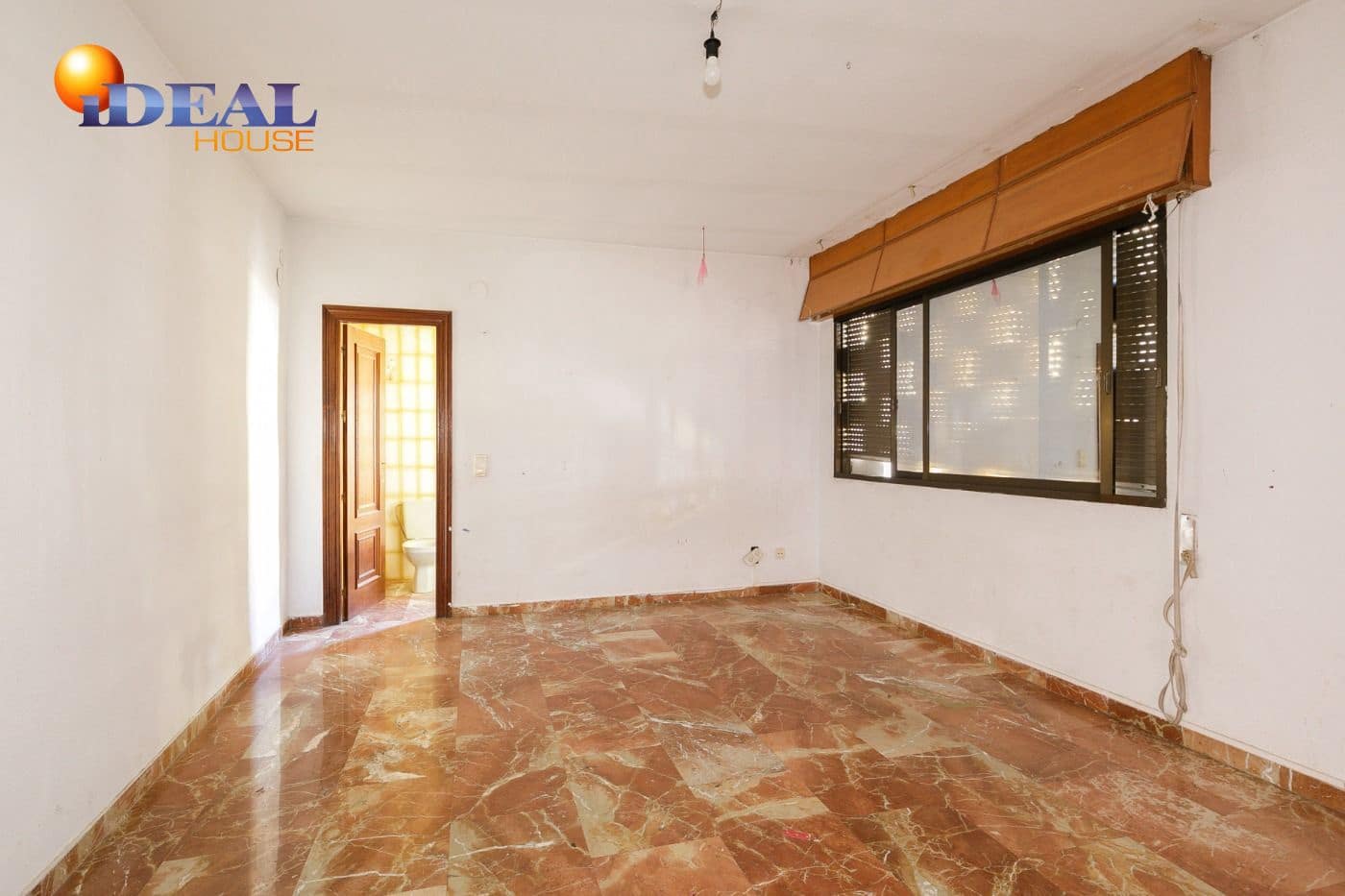 6 quarto Quinta/Casa Rural para venda em Las Gabias com piscina - 412 000 € (Ref: 9433749)