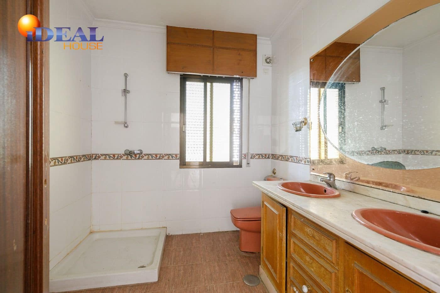 6 quarto Quinta/Casa Rural para venda em Las Gabias com piscina - 412 000 € (Ref: 9433749)