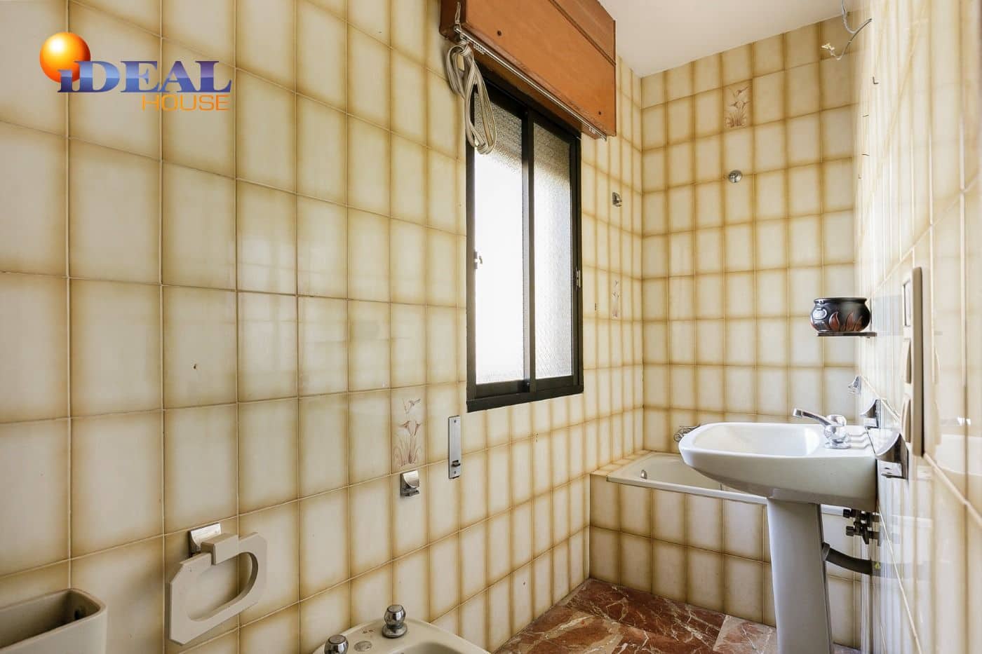 6 quarto Quinta/Casa Rural para venda em Las Gabias com piscina - 412 000 € (Ref: 9433749)