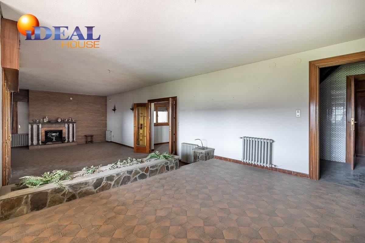 5 soverom Finca/Herregård til salgs i Santa Fe med svømmebasseng garasje - € 695 000 (Ref: 9433751)