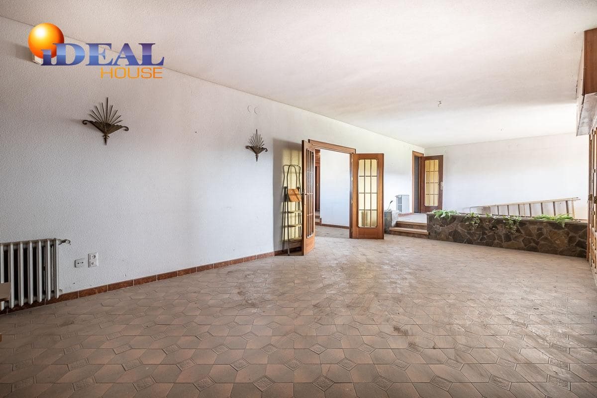 5 soverom Finca/Herregård til salgs i Santa Fe med svømmebasseng garasje - € 695 000 (Ref: 9433751)