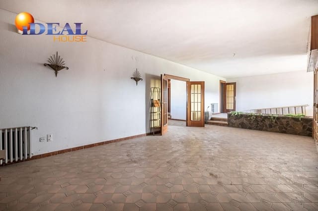 5 soverom Finca/Herregård til salgs i Santa Fe med svømmebasseng garasje - € 695 000 (Ref: 9433751)