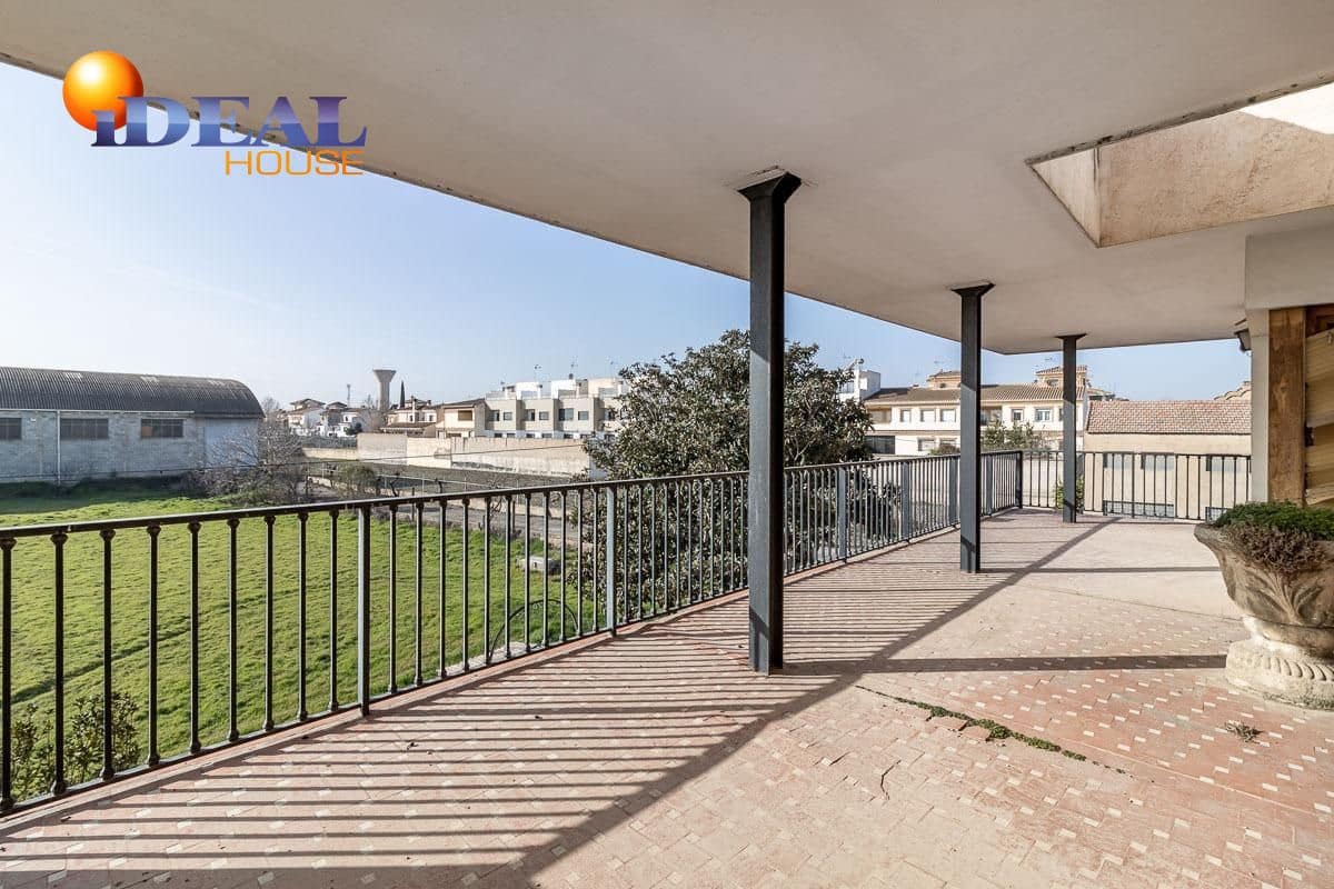 5 soverom Finca/Herregård til salgs i Santa Fe med svømmebasseng garasje - € 695 000 (Ref: 9433751)