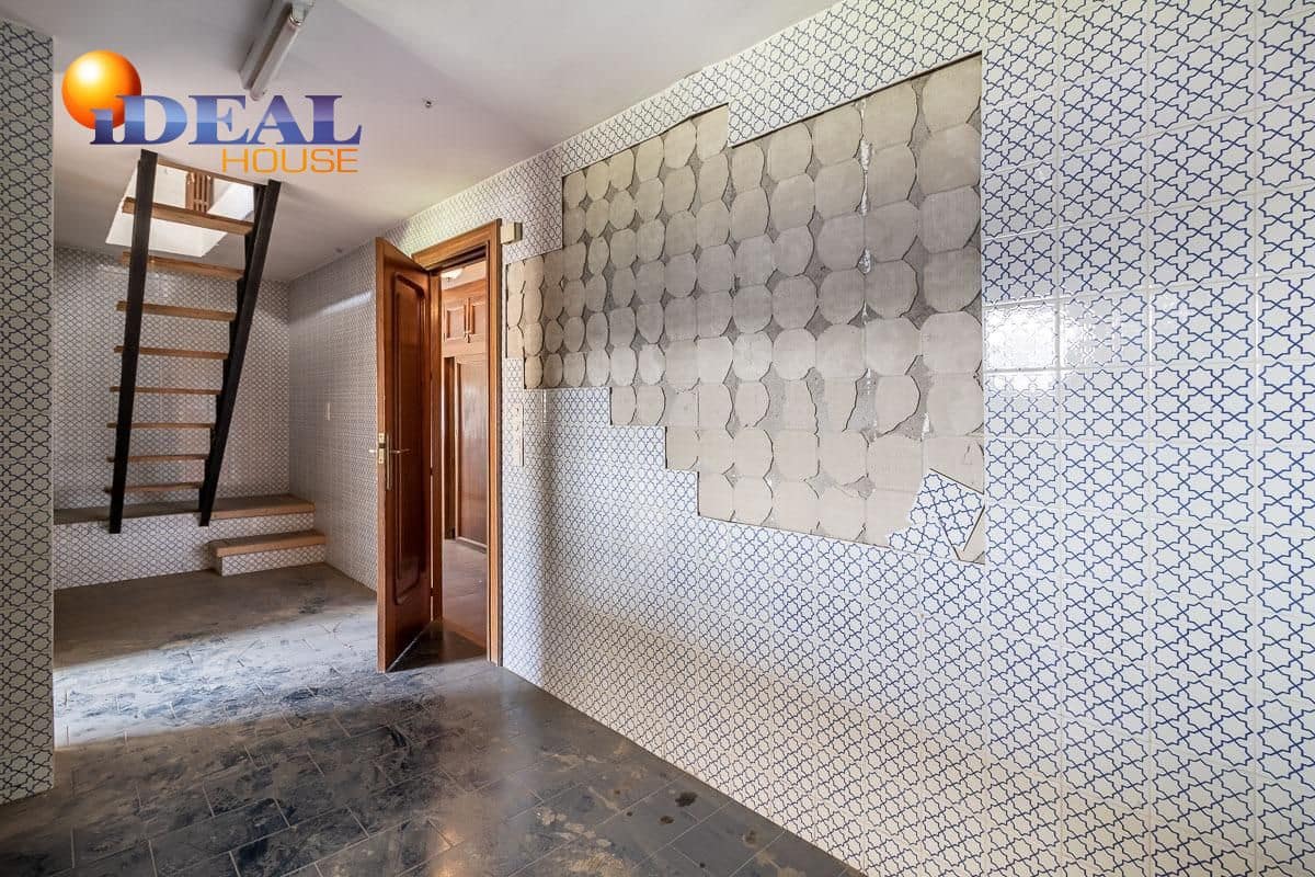 5 soverom Finca/Herregård til salgs i Santa Fe med svømmebasseng garasje - € 695 000 (Ref: 9433751)