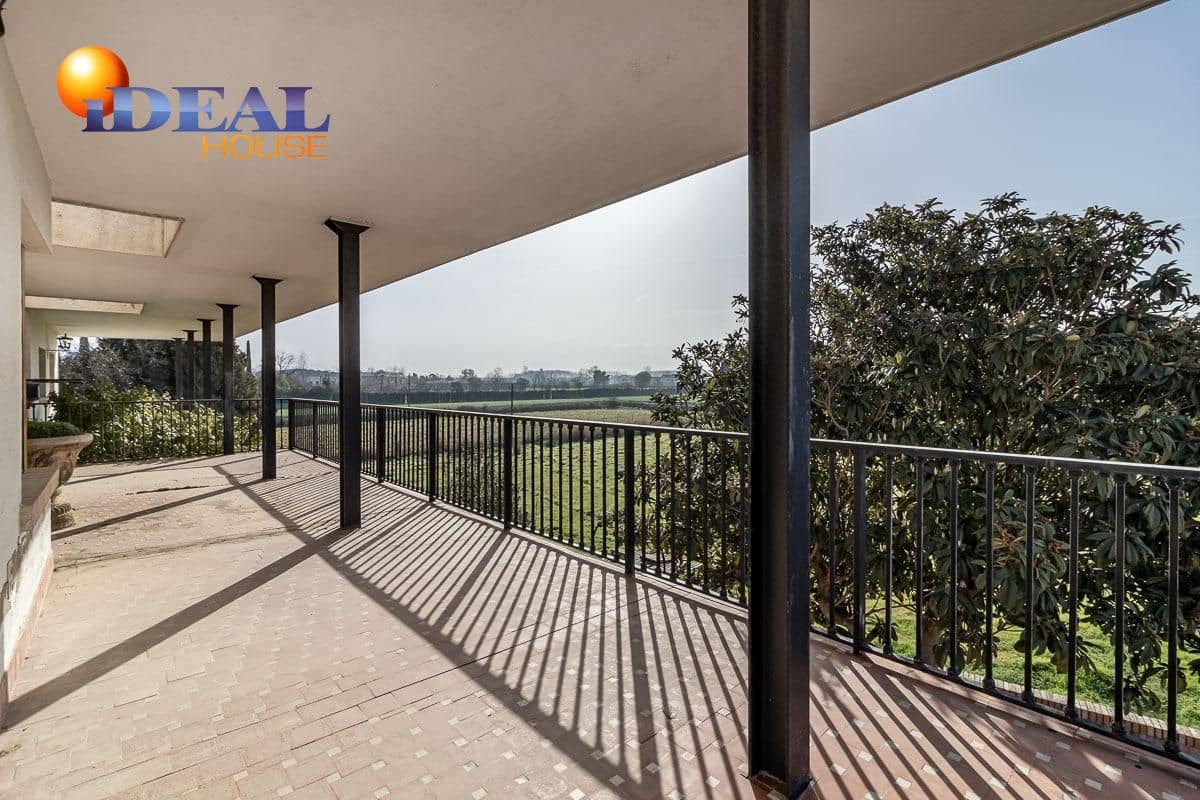 5 soverom Finca/Herregård til salgs i Santa Fe med svømmebasseng garasje - € 695 000 (Ref: 9433751)