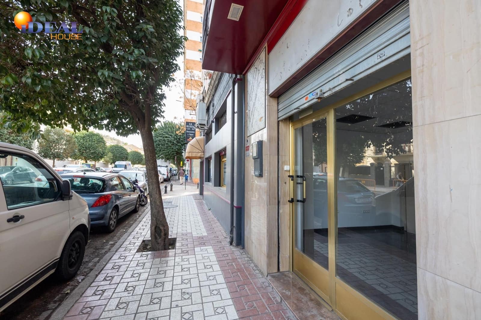 Kommersiell till salu i Granada stad - 59 900 € (Ref: 9433752)