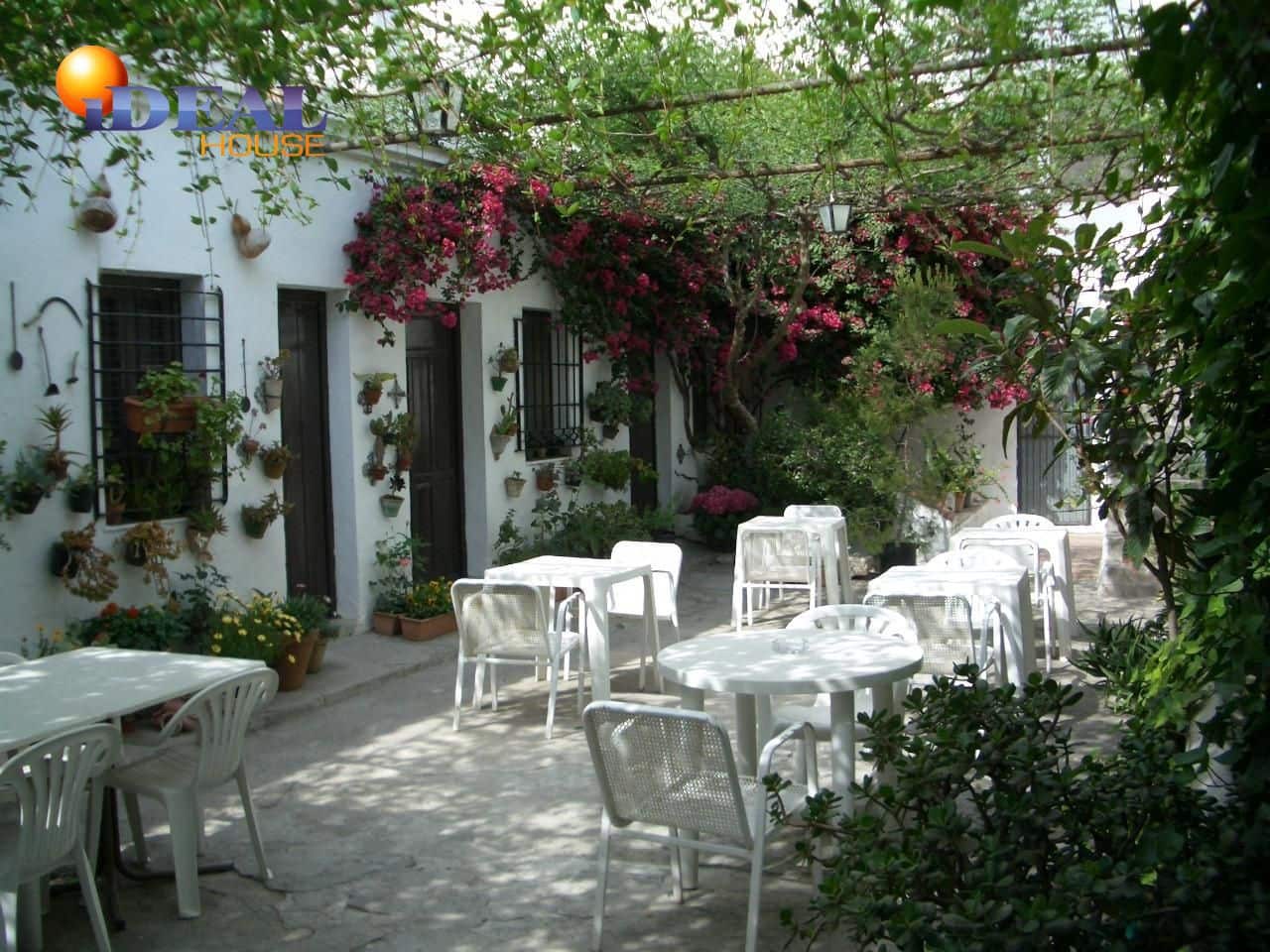 13 Zimmer Hotel zu verkaufen in Salobrena - 650.000 € (Ref: 9433754)