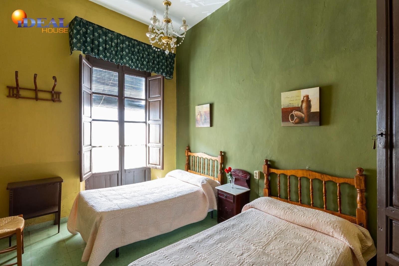 13 Zimmer Hotel zu verkaufen in Salobrena - 650.000 € (Ref: 9433754)