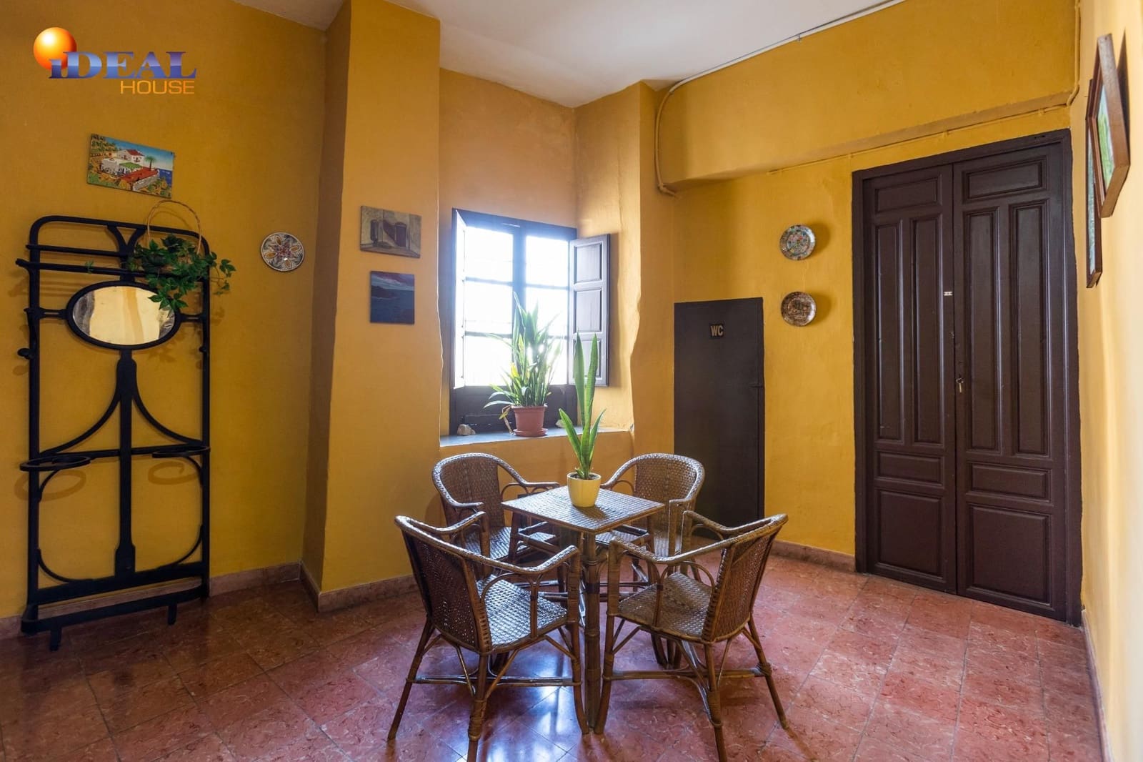 13 Zimmer Hotel zu verkaufen in Salobrena - 650.000 € (Ref: 9433754)