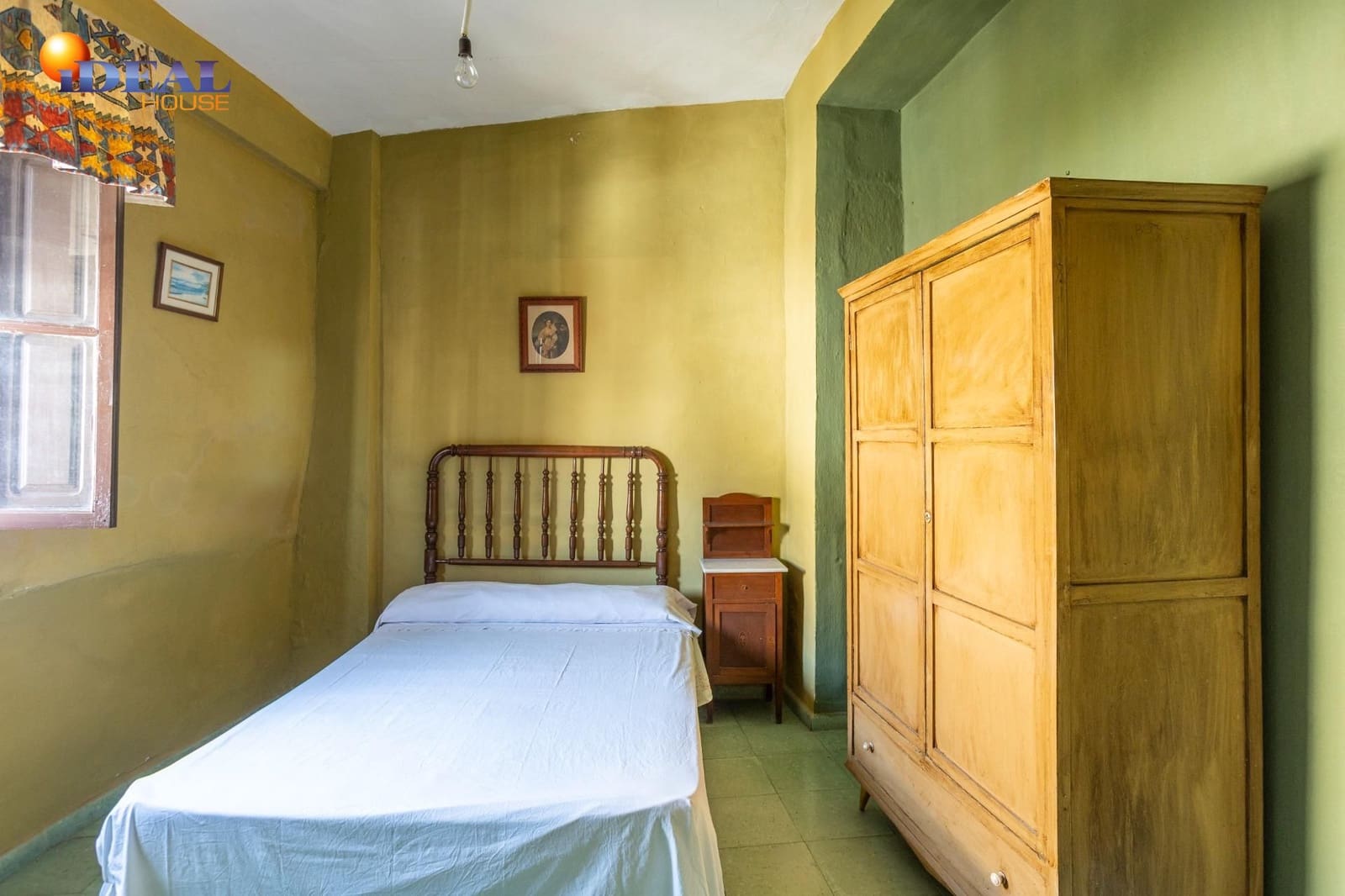 13 Zimmer Hotel zu verkaufen in Salobrena - 650.000 € (Ref: 9433754)