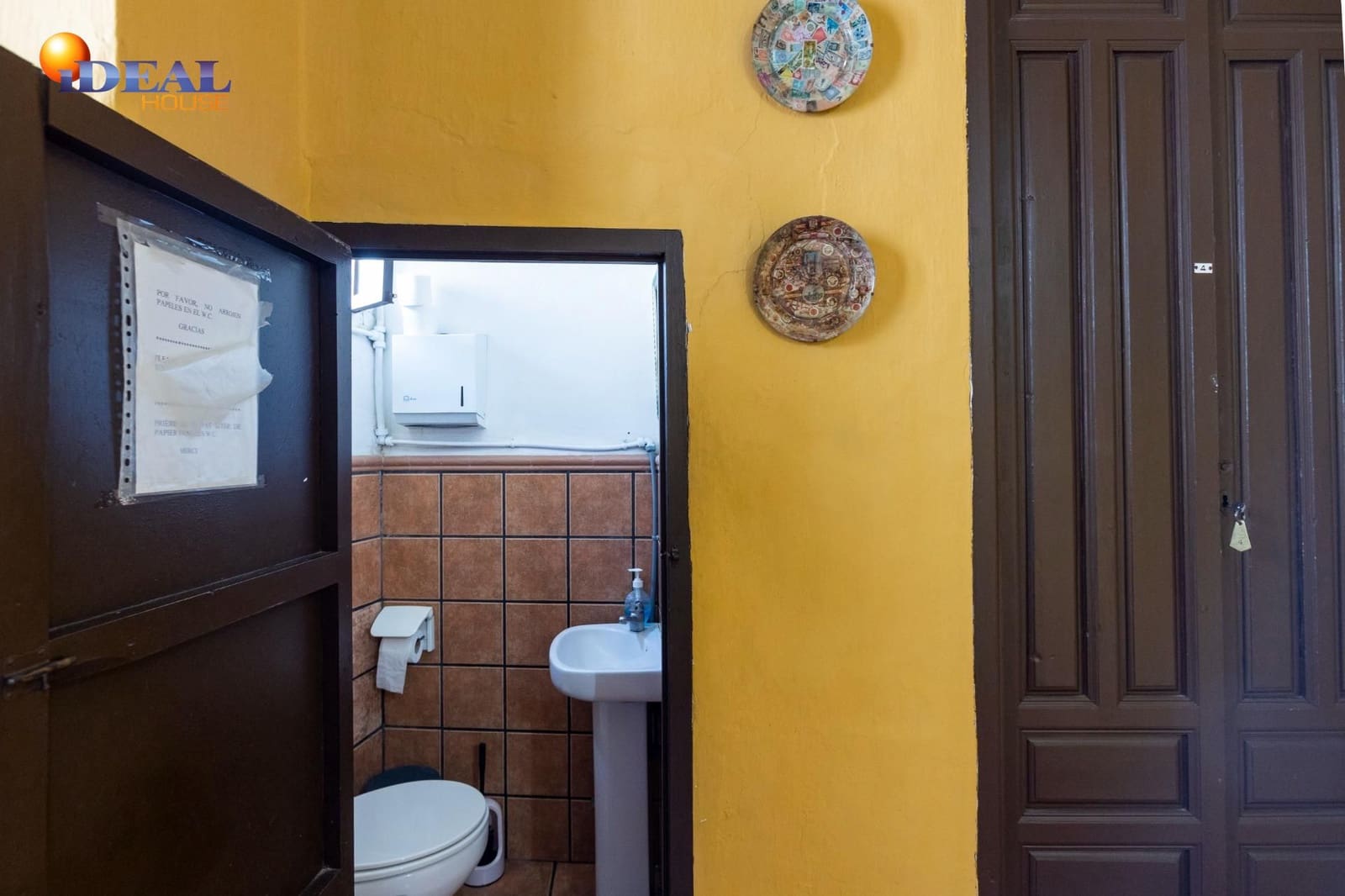 13 Zimmer Hotel zu verkaufen in Salobrena - 650.000 € (Ref: 9433754)