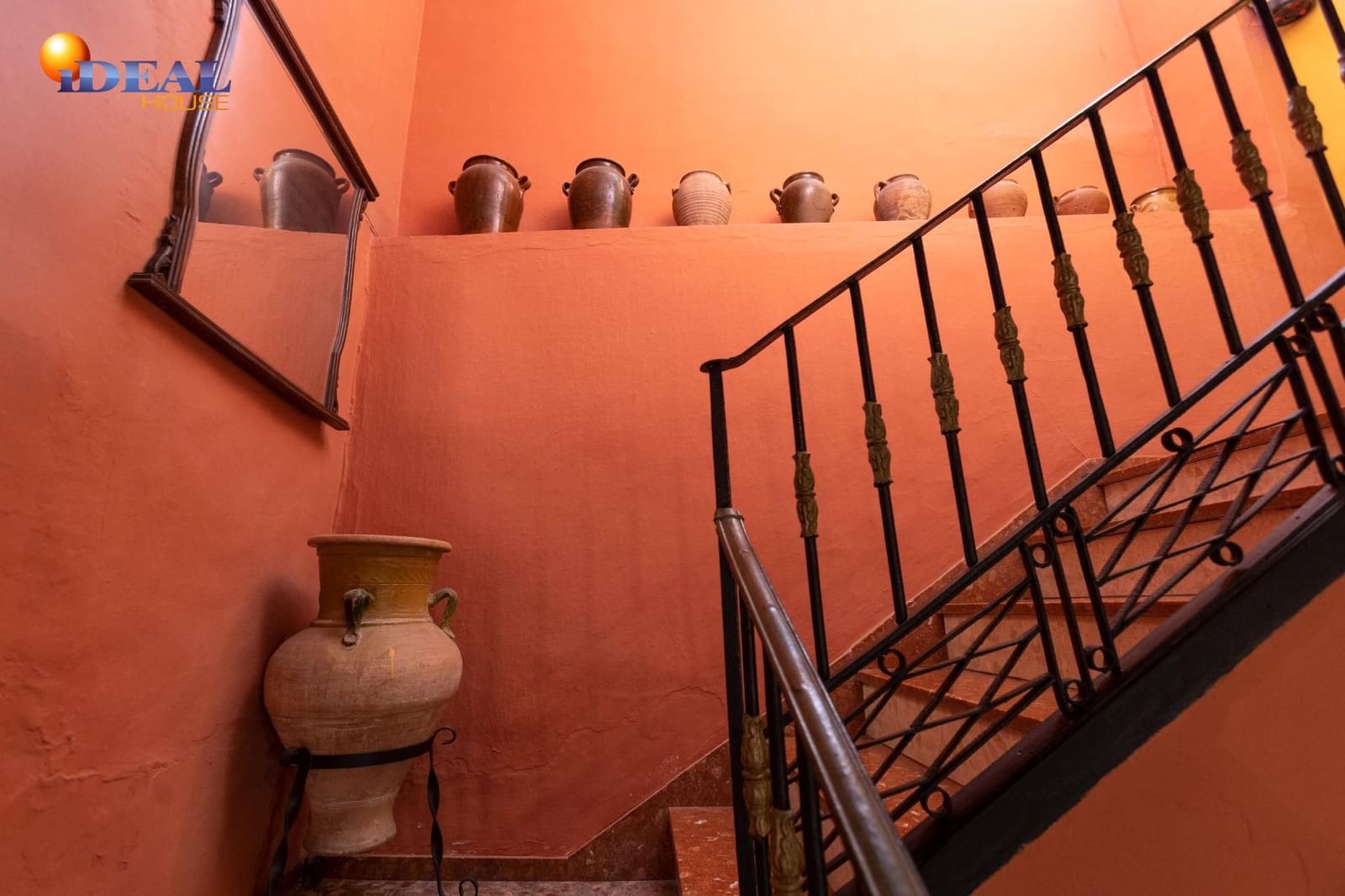 13 Zimmer Hotel zu verkaufen in Salobrena - 650.000 € (Ref: 9433754)