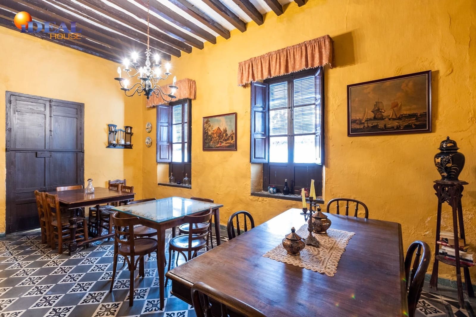 13 Zimmer Hotel zu verkaufen in Salobrena - 650.000 € (Ref: 9433754)