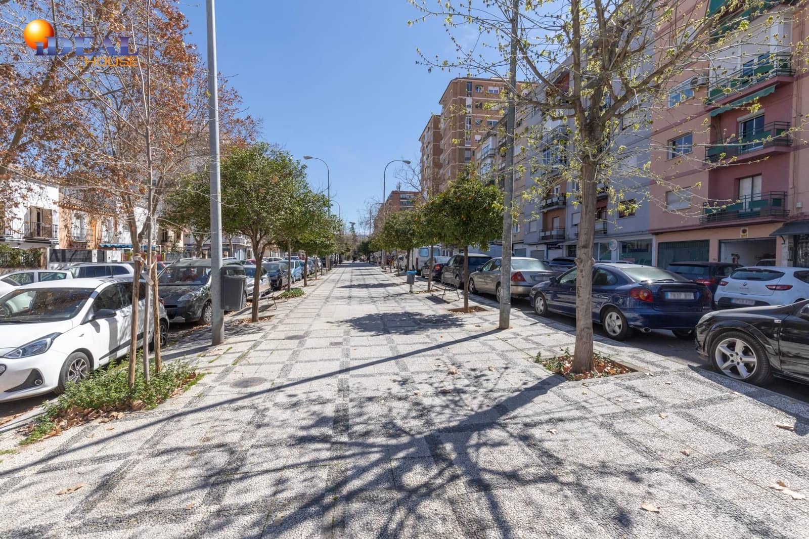 Erhverv til salg i Granada by - € 150.000 (Ref: 9433756)