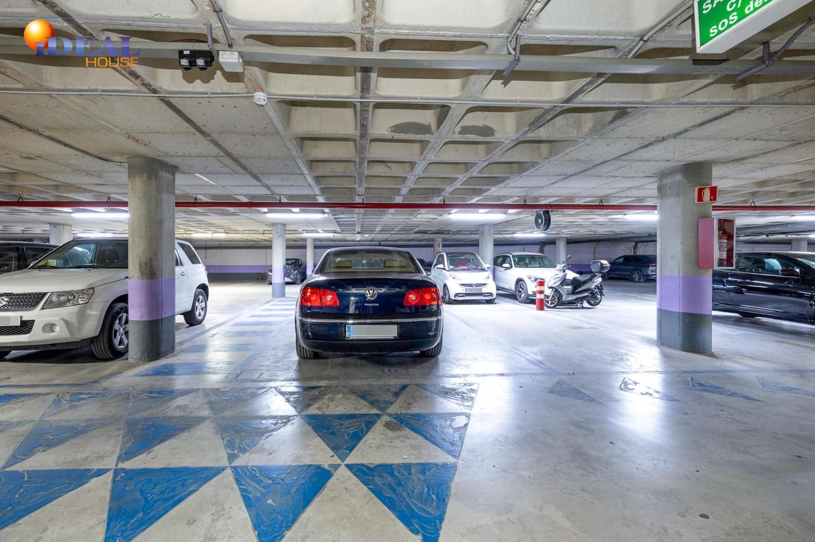 Garage te koop in Granada stad - € 40.000 (Ref: 9433757)