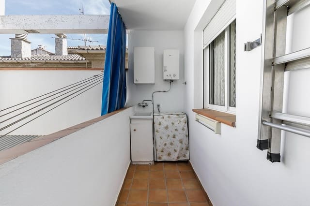Piso de 3 habitaciones en Illora en venta - 80.000 € (Ref: 9433758)