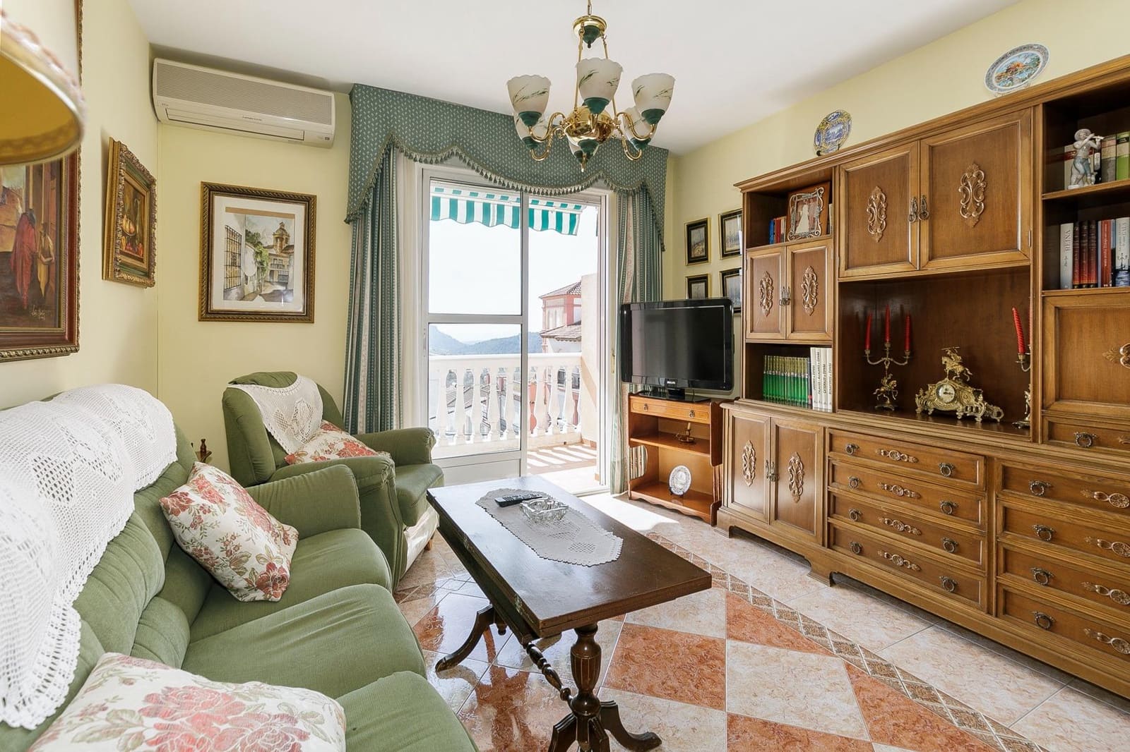 Piso de 3 habitaciones en Illora en venta - 80.000 € (Ref: 9433758)