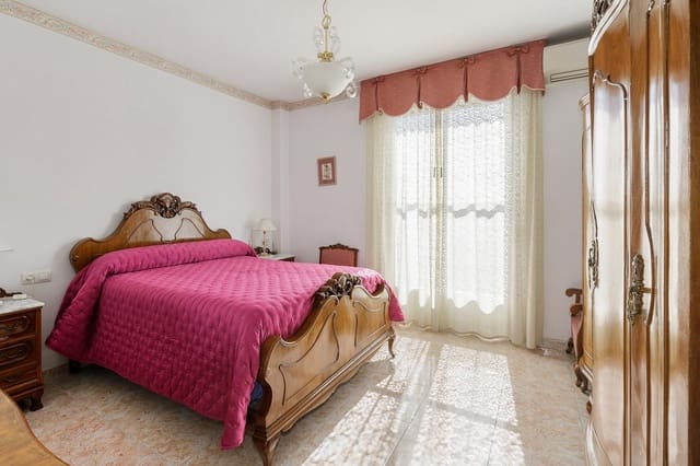 Piso de 3 habitaciones en Illora en venta - 80.000 € (Ref: 9433758)