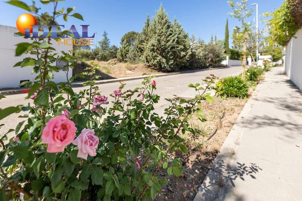 Solar/Parcela en Albolote en venta - 219.000 € (Ref: 9433763)