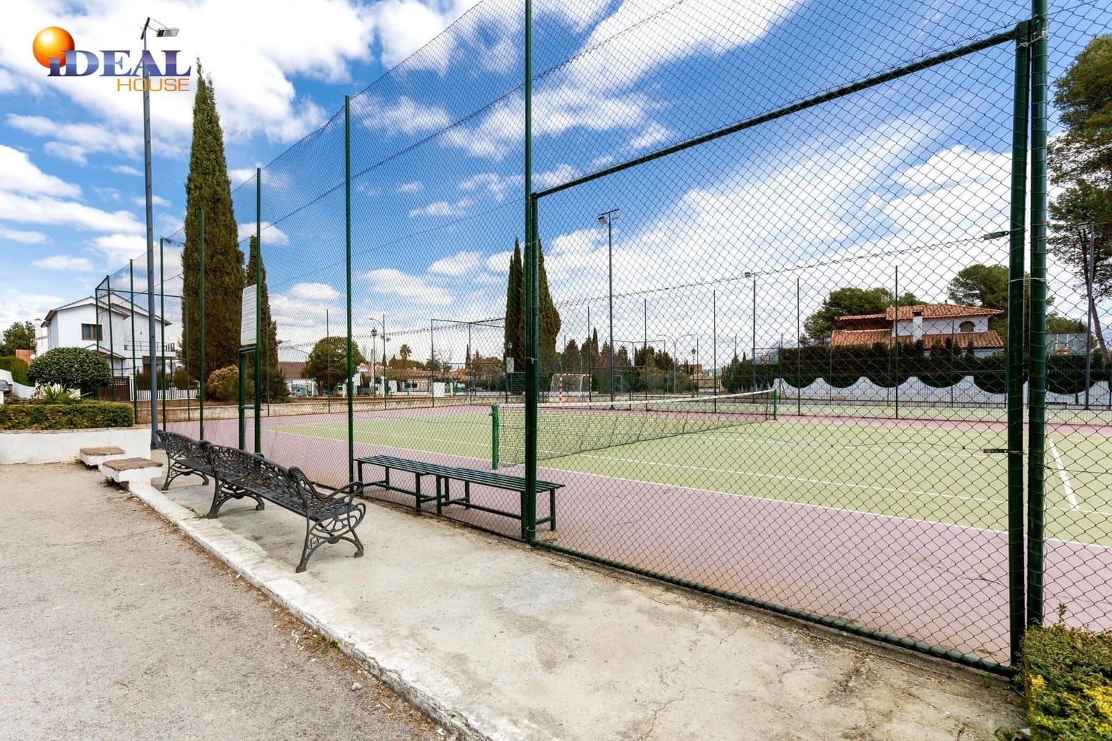 Solar/Parcela en Albolote en venta - 219.000 € (Ref: 9433763)