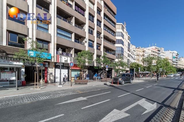 Commercial for sale in Granada city - € 133,980 (Ref: 9433764)