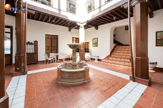 8 soverom Hus til salgs i Ugíjar med garasje - € 295 000 (Ref: 9433765)