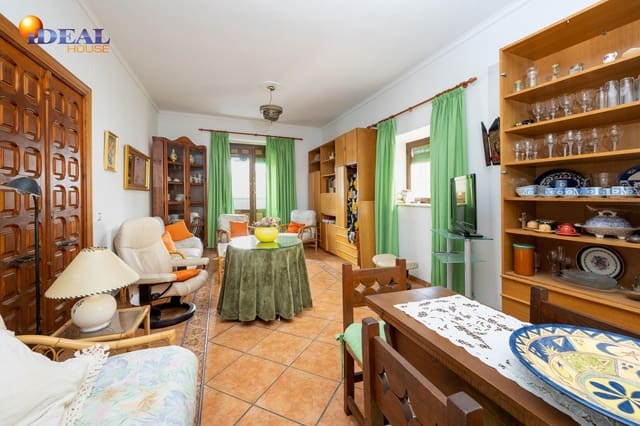 8 soverom Hus til salgs i Ugíjar med garasje - € 295 000 (Ref: 9433765)