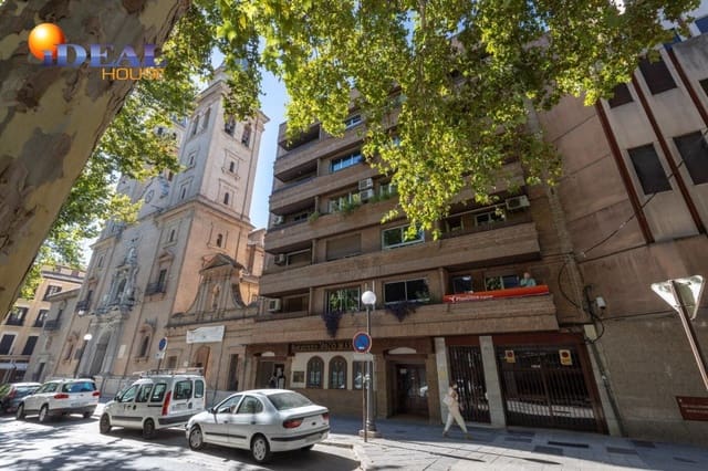 Commerciale in vendita in Granada città - 550.000 € (Rif: 9433767)