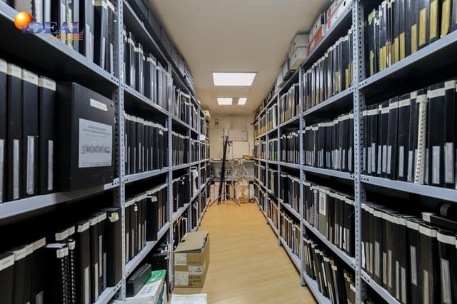 Commerciale in vendita in Granada città - 550.000 € (Rif: 9433767)