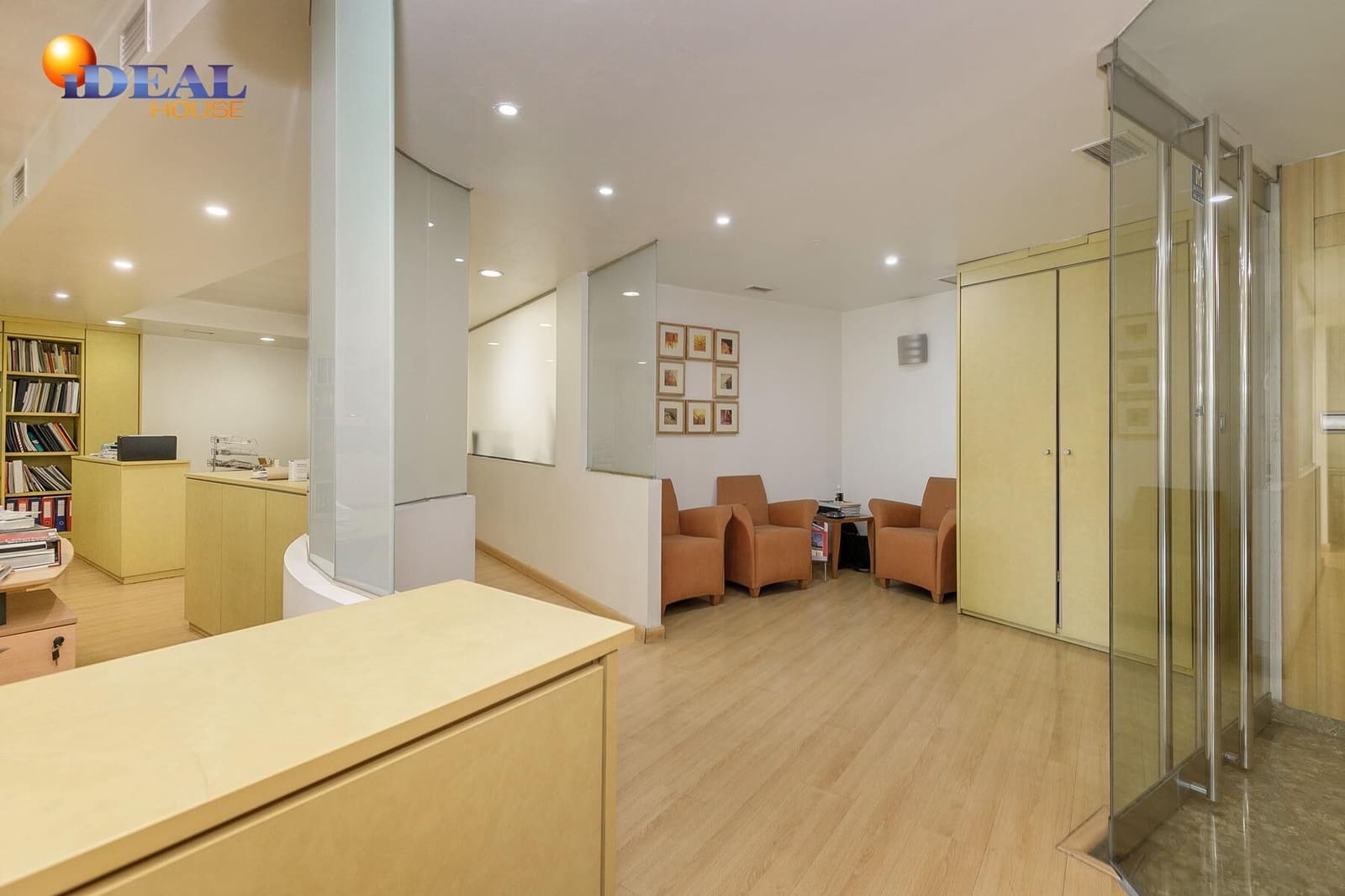 Commerciale in vendita in Granada citta - 550.000 € (Rif: 9433767)