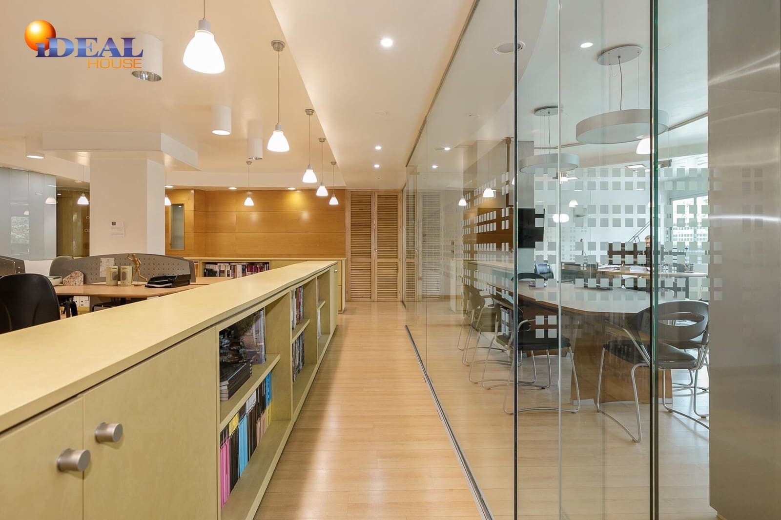 Commerciale in vendita in Granada citta - 550.000 € (Rif: 9433767)