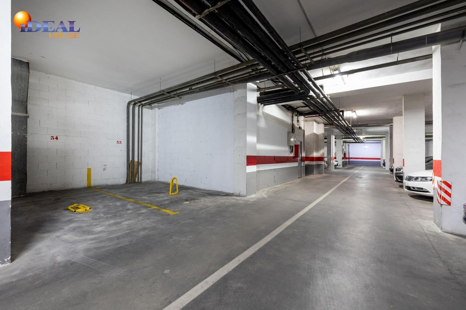 Garage for sale in Granada city - € 23,000 (Ref: 9433768)