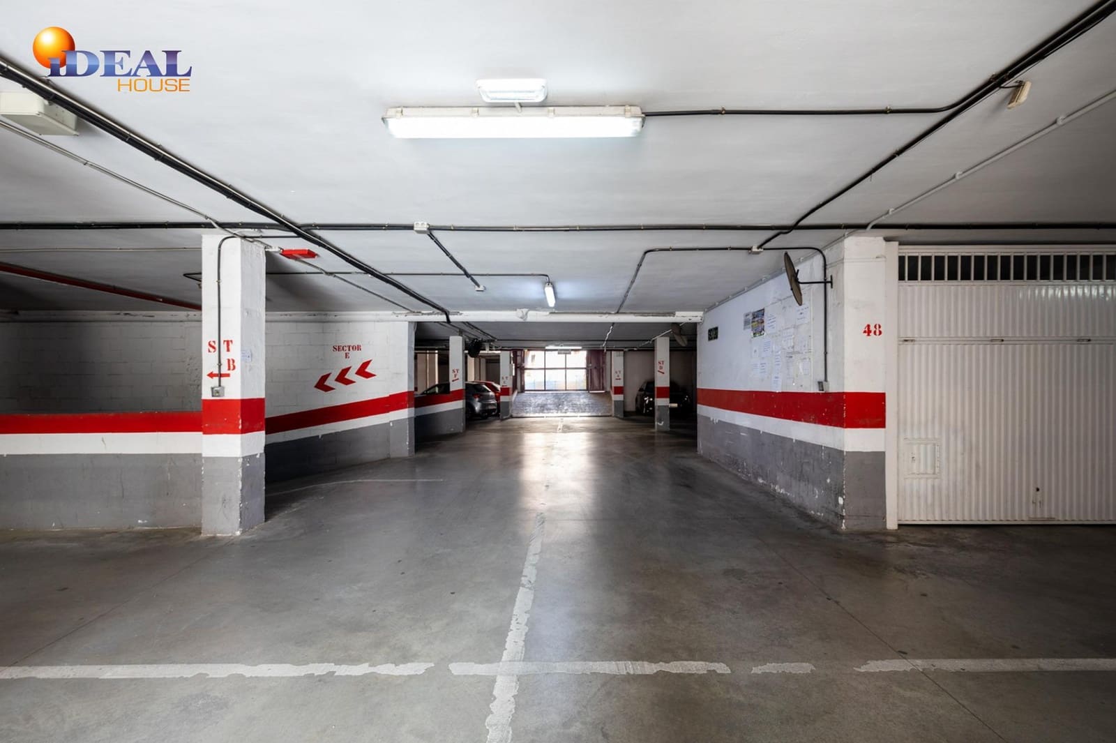 Garage for sale in Granada city - € 23,000 (Ref: 9433768)