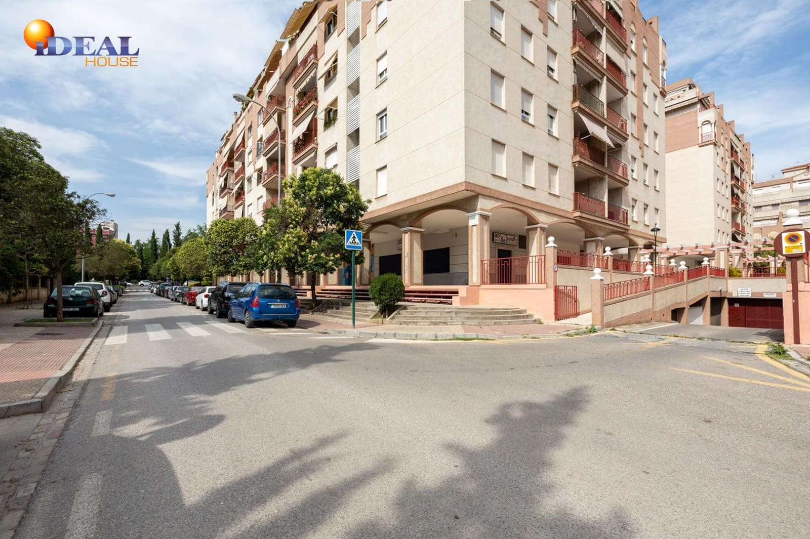 Garage for sale in Granada city - € 23,000 (Ref: 9433768)