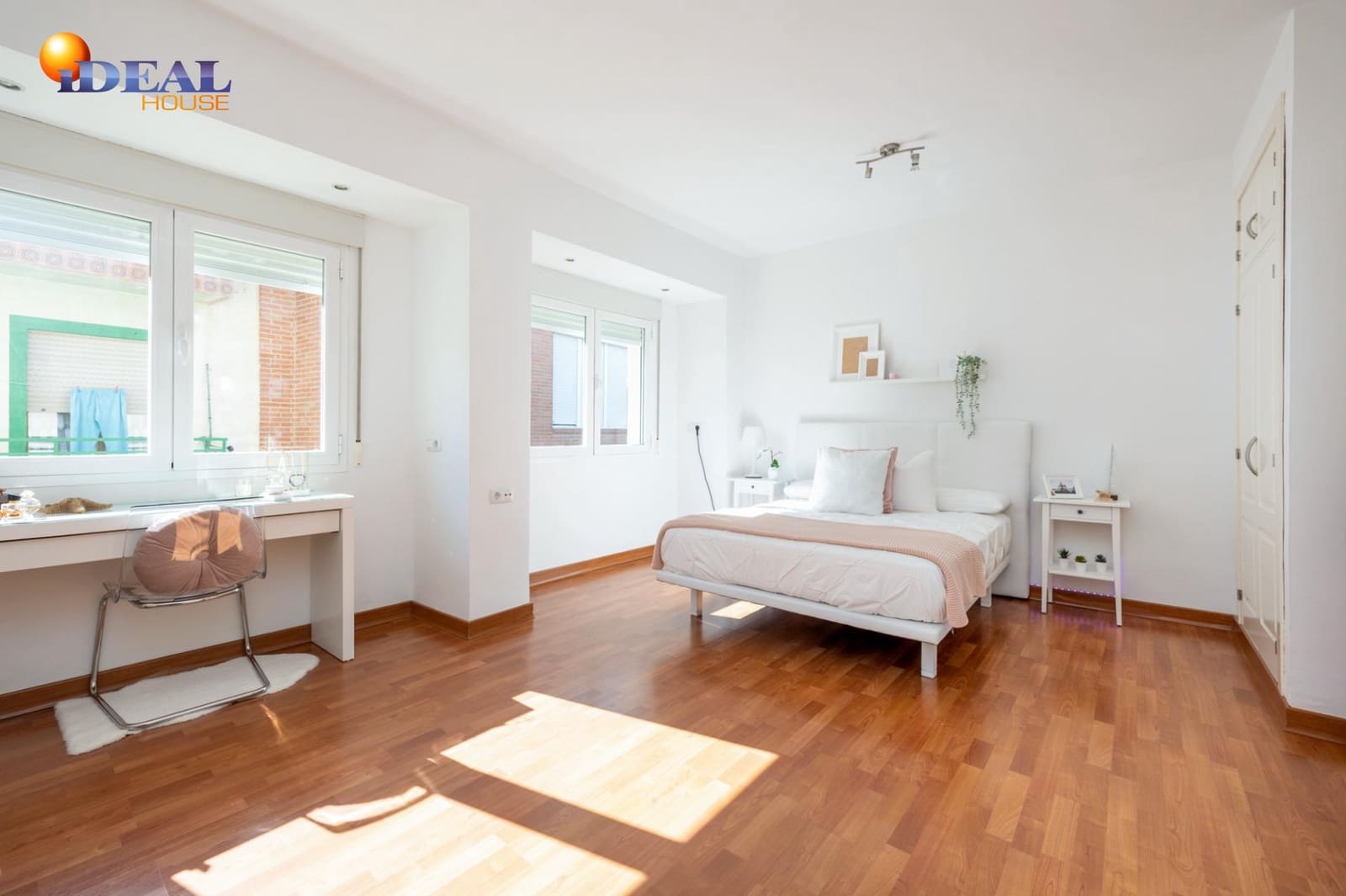 4 sypialnia Dom szeregowy na sprzedaż w Loja - 155 000 € (Ref: 9433770)