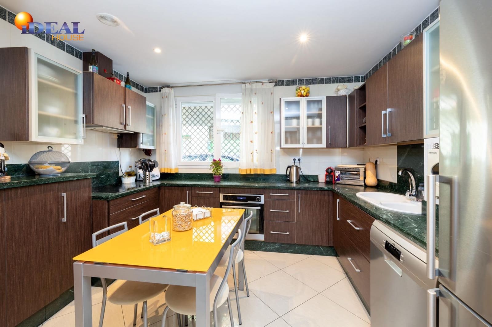 4 sypialnia Dom szeregowy na sprzedaż w Loja - 155 000 € (Ref: 9433770)