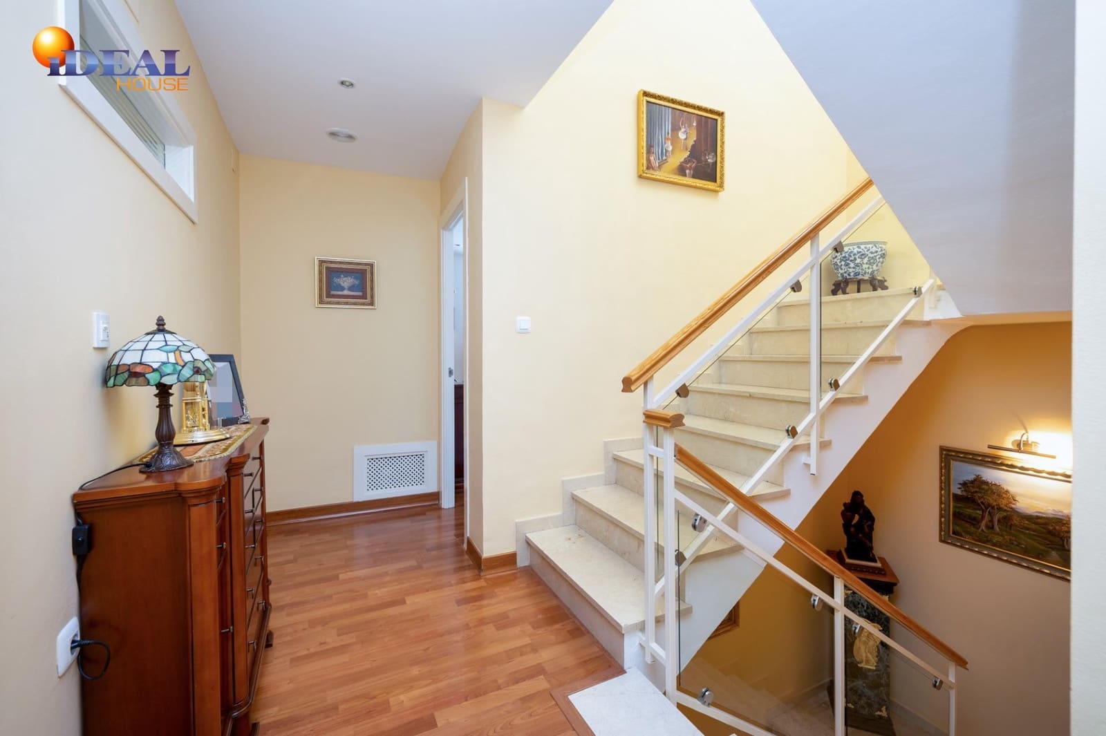 4 sypialnia Dom szeregowy na sprzedaż w Loja - 155 000 € (Ref: 9433770)