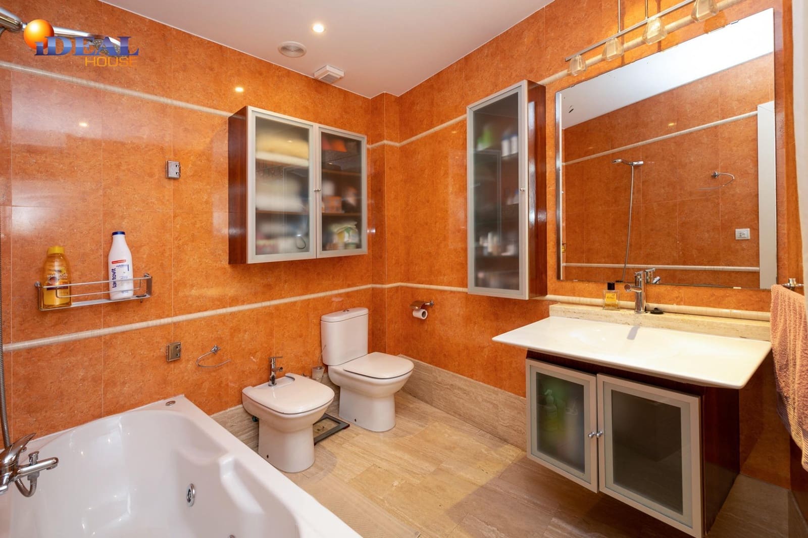 4 sypialnia Dom szeregowy na sprzedaż w Loja - 155 000 € (Ref: 9433770)