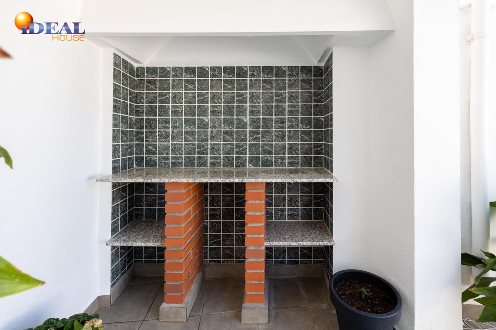 4 sypialnia Dom szeregowy na sprzedaż w Loja - 155 000 € (Ref: 9433770)