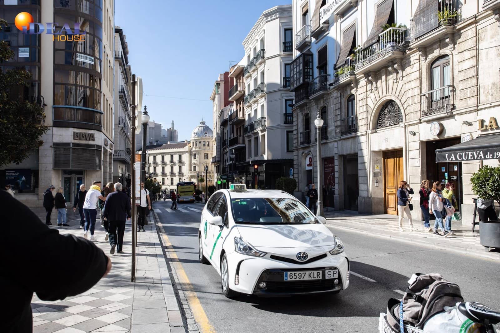 Garage for sale in Granada city - € 27,500 (Ref: 9433771)